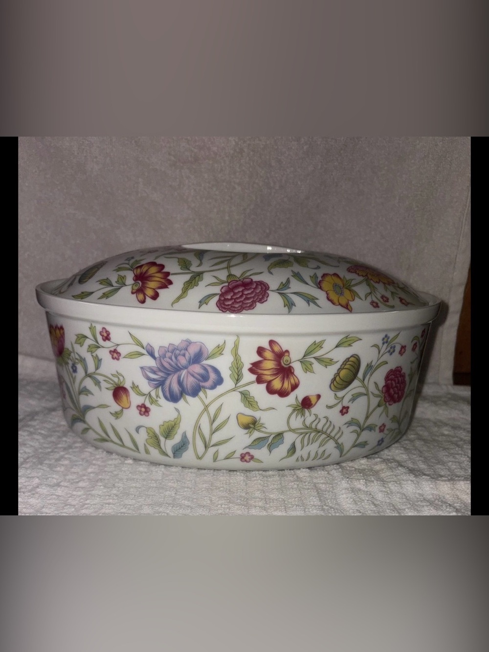 vintage Toscany Avignon 2 Quart Oval Covered Casserole